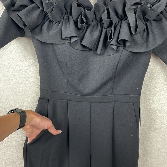 NWT Xscape Ruched Ruffle Scuba Crepe Jumpsuit Black Off The Shoulder Sz 2 - Picture 6 of 15